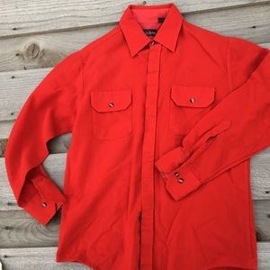 Men’s long sleeved Buttoned Down Shirt